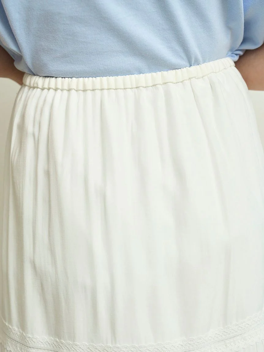 Boho Lace High-Waisted Ruffled Maxi Skirt - Image 11