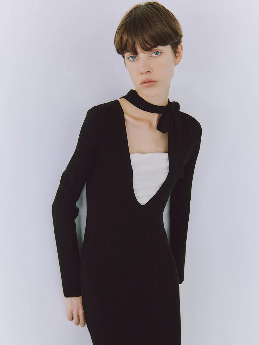 Choker Detail Maxi Knit Dress - Image 13