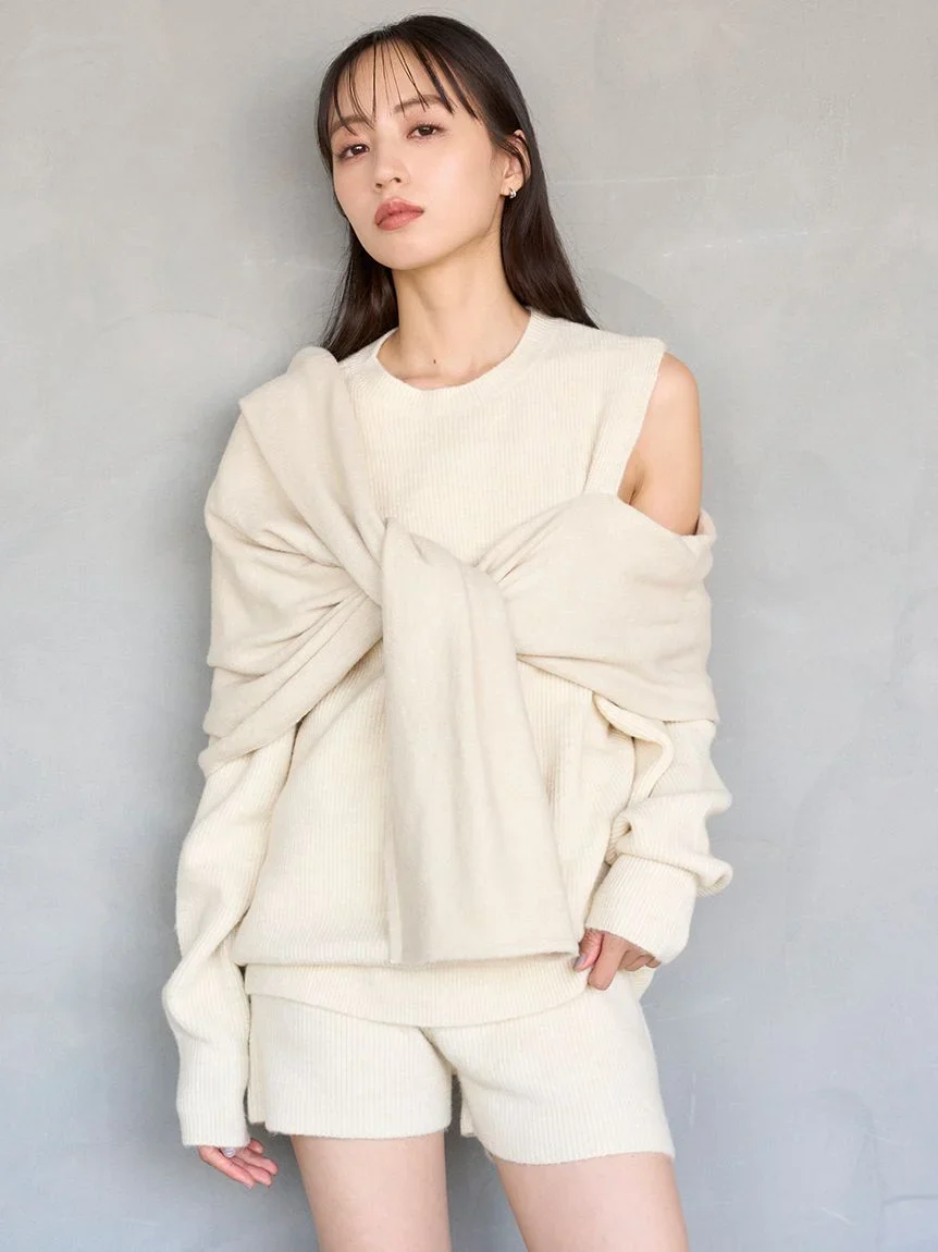 Deformation knit pullover - Image 12