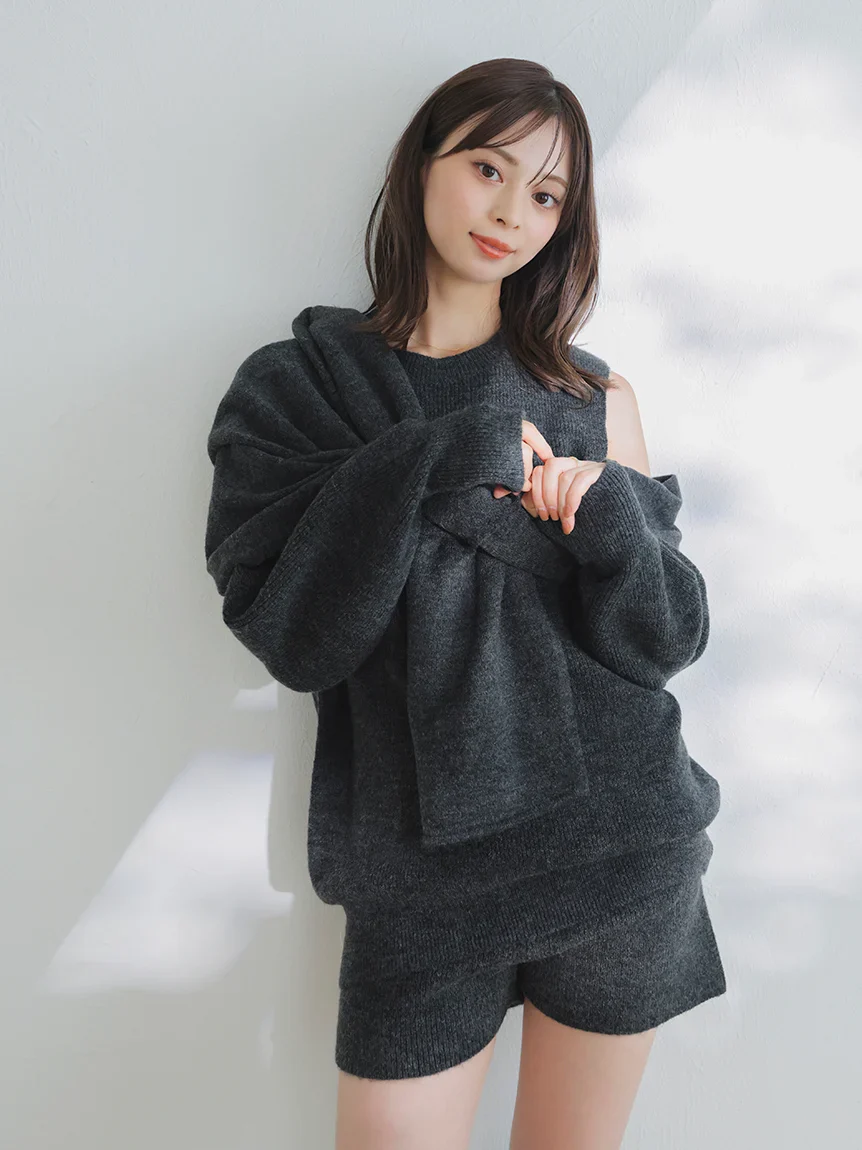 Deformation knit pullover - Image 5