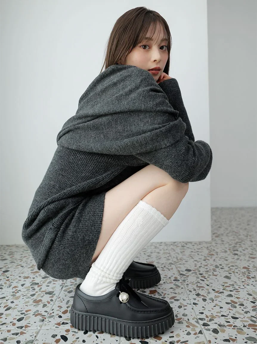 Deformation knit pullover - Image 9