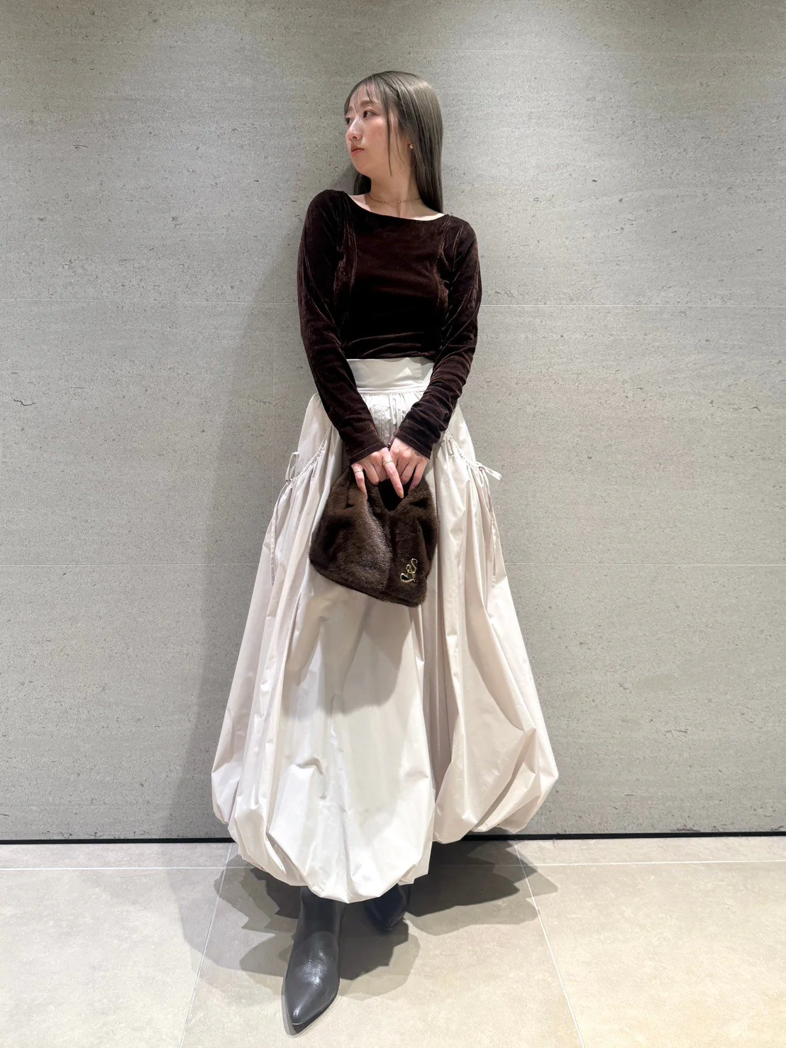 Elastic Waist Balloon Skirt - Image 6