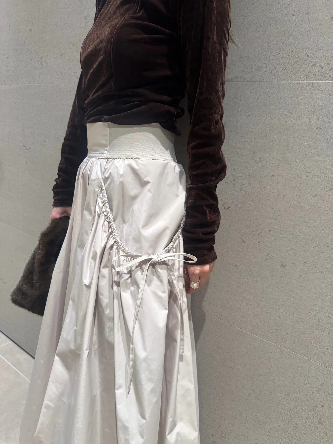 Elastic Waist Balloon Skirt - Image 8