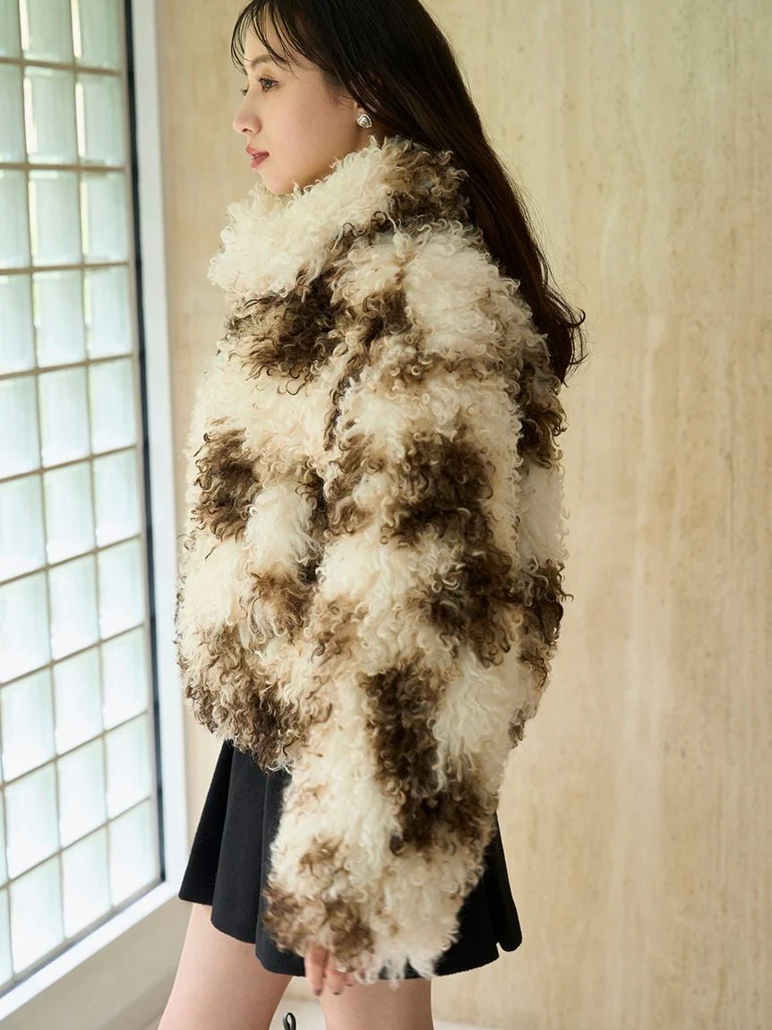 Faux Fur Short Coat - Image 19