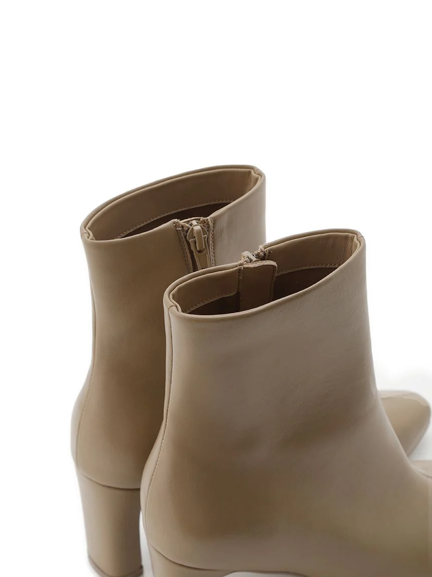 Fitted Ankle Boots - Image 18