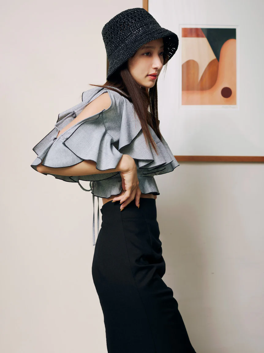 Tiered Ruffles Crop Blouse - Image 15