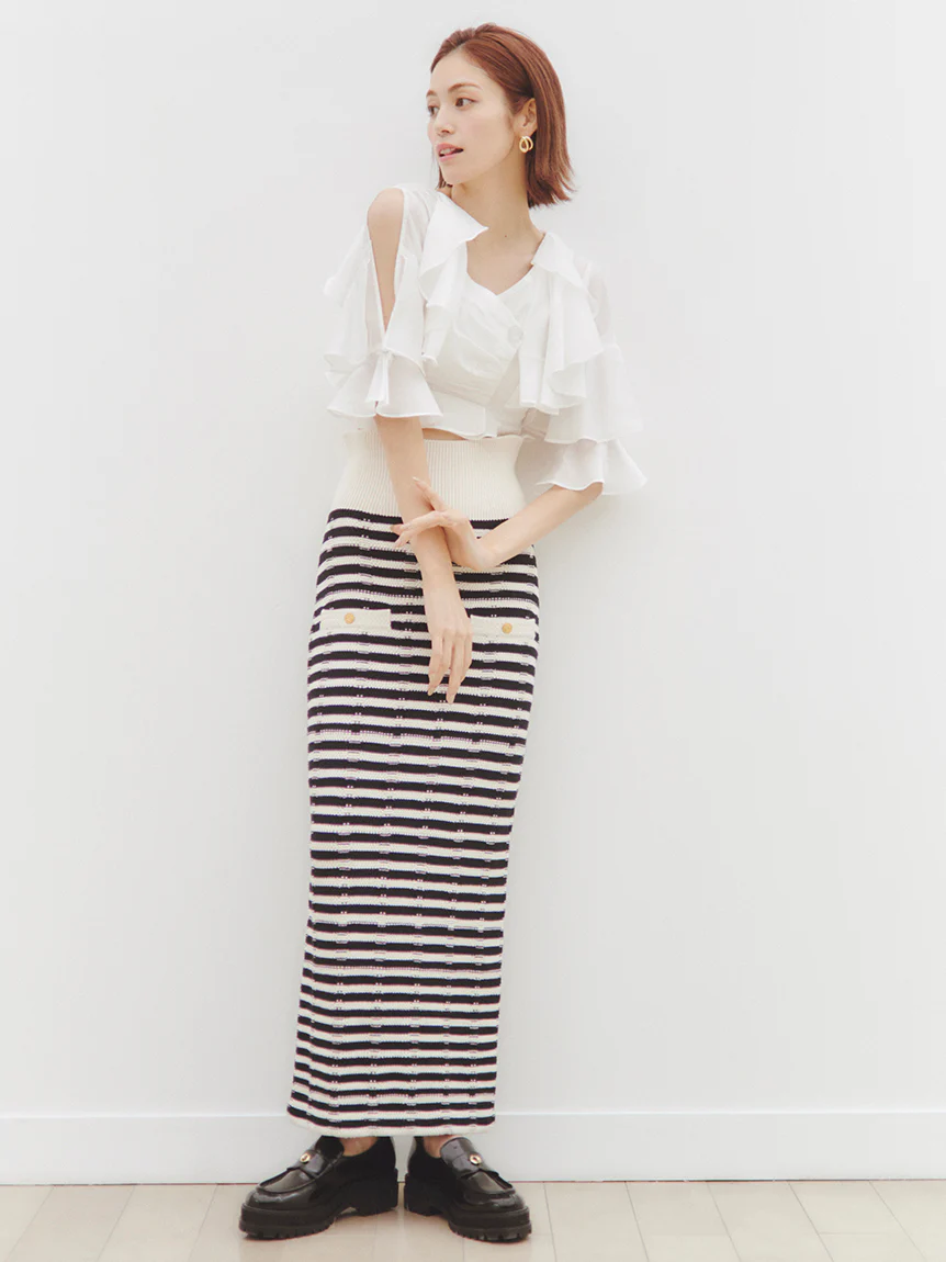 Tiered Ruffles Crop Blouse - Image 9
