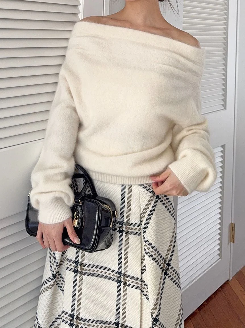 [HIGH QUALITY COLLECTION] Fox Cashmere Off-Shoulder Pullover - Image 4