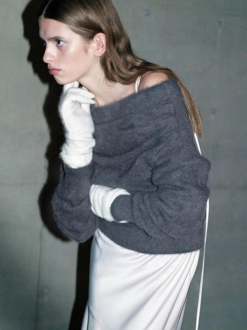 [HIGH QUALITY COLLECTION] Fox Cashmere Off-Shoulder Pullover - Image 8