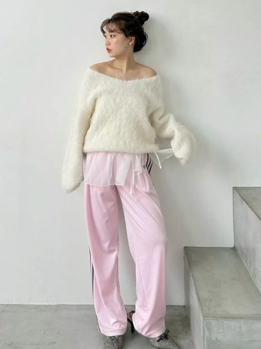 [HIGH QUALITY COLLECTION] Suri Alpaca V-neck pullover - Image 8