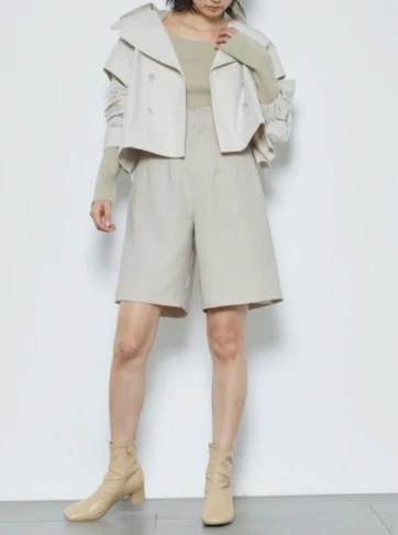 High Waist Knee Length Shorts - Image 8