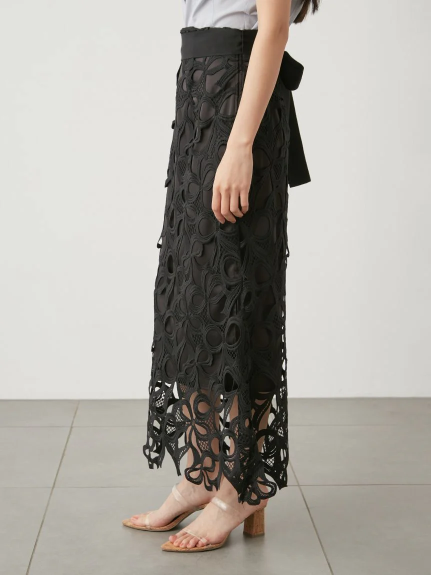 High Waisted Lace Cutout Maxi Skirt - Image 10