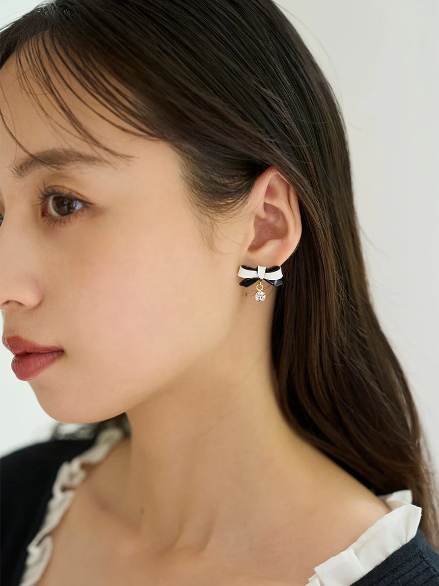 Motif Earrings - Image 12