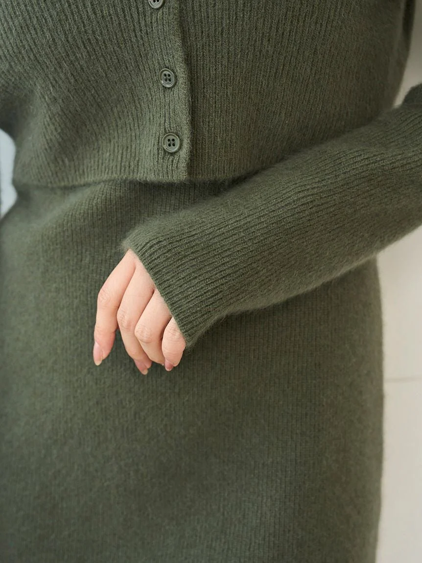 Raccoon Ribbed Short Cardigan - Image 18