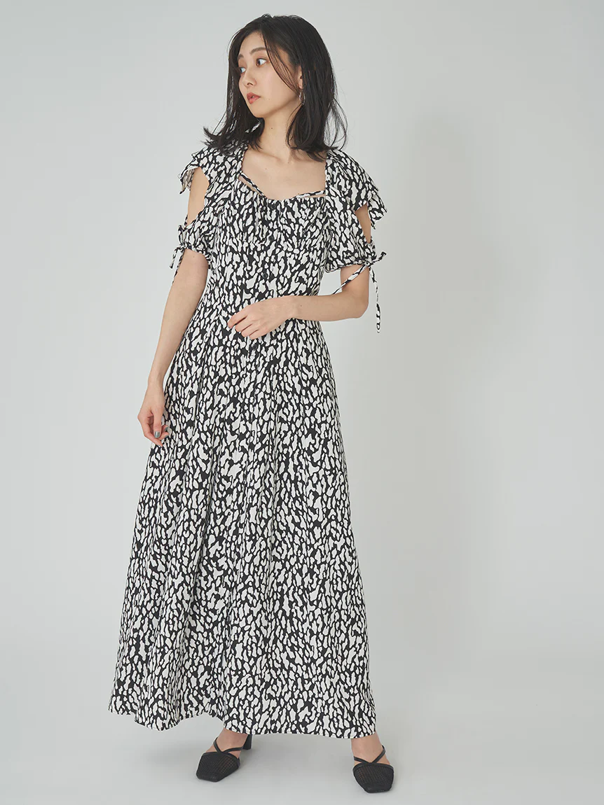 Sleeve Design Square Neck Dress - Image 10