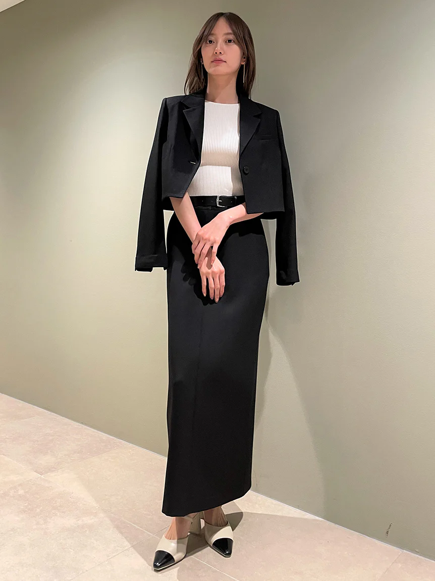 Sustainable Back Flare Short Jacket - Image 20