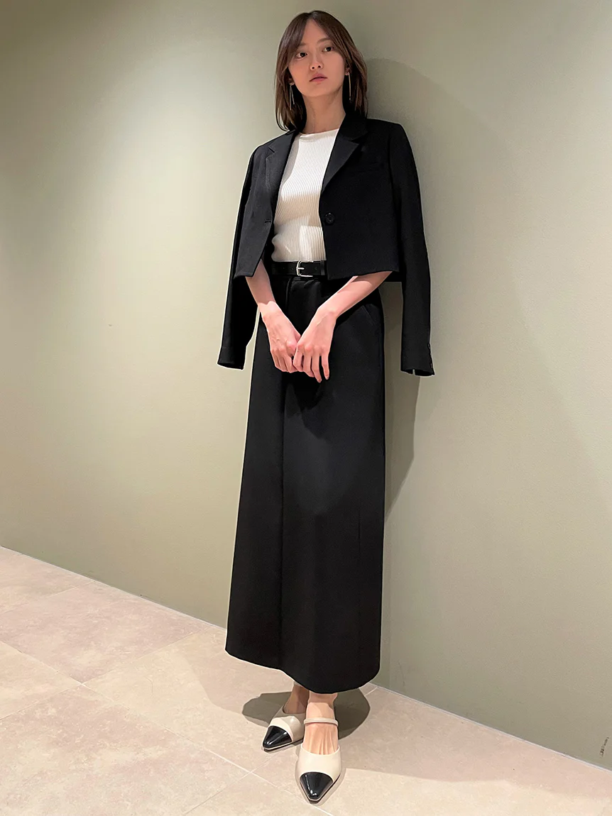Sustainable Back Flare Short Jacket - Image 21