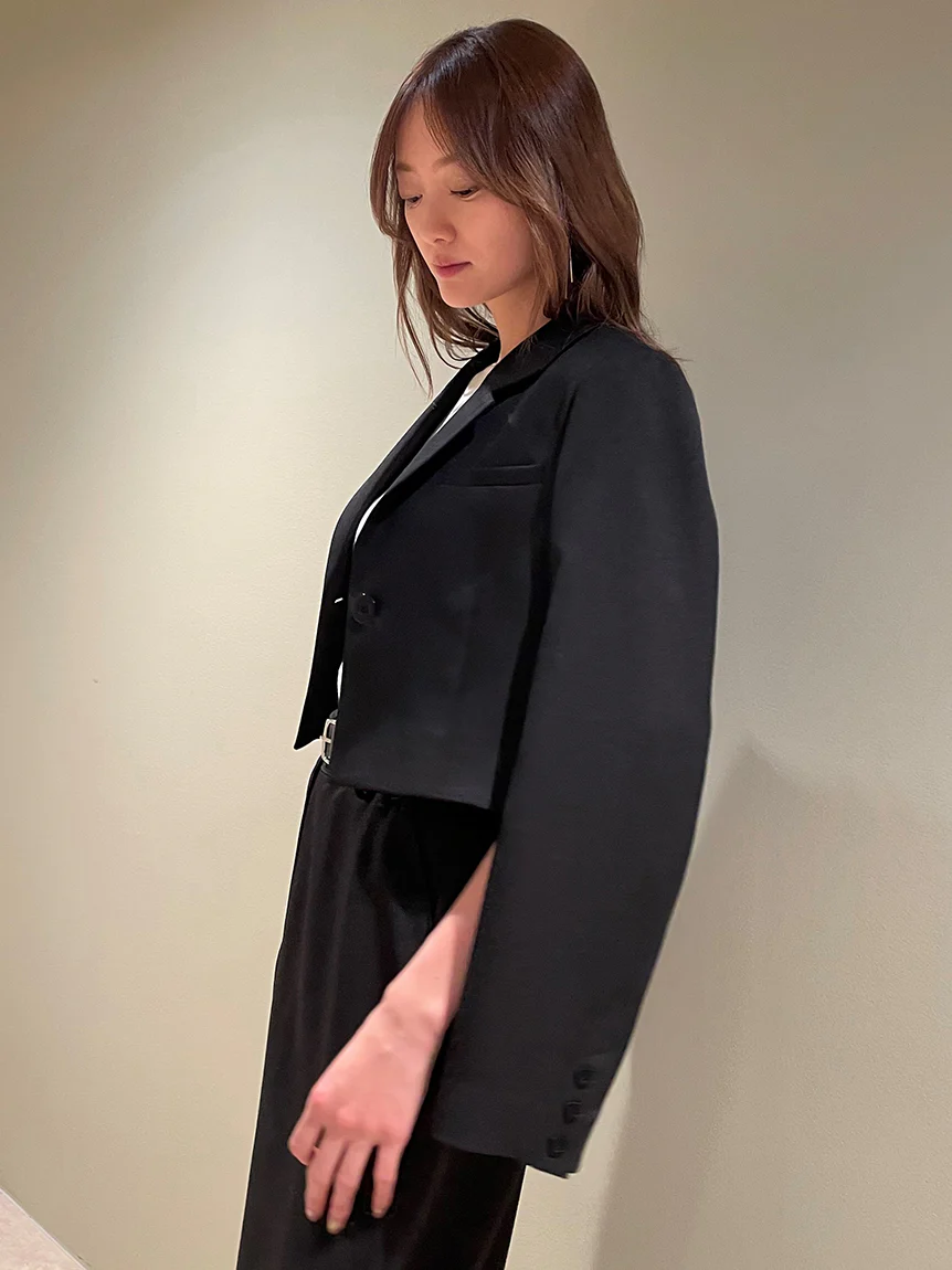 Sustainable Back Flare Short Jacket - Image 23
