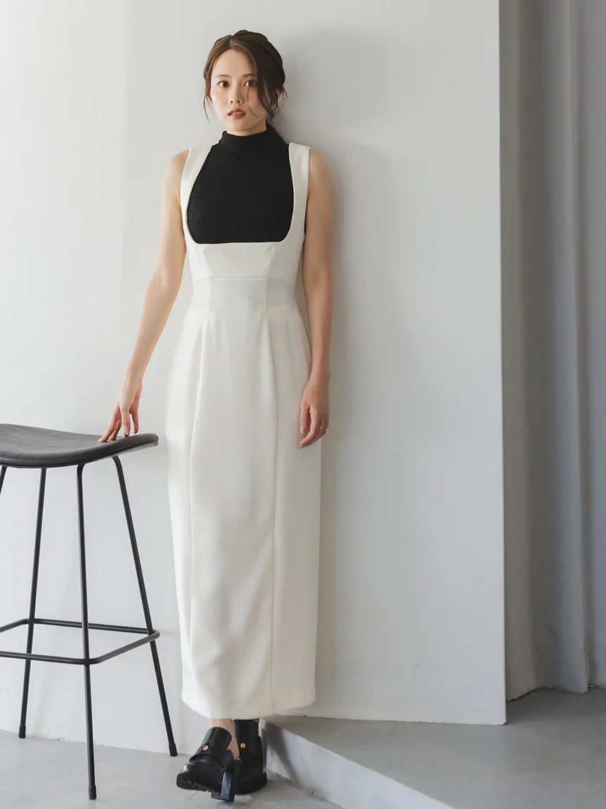 Sustainable Sleeveless Lame Knit Top - Image 15