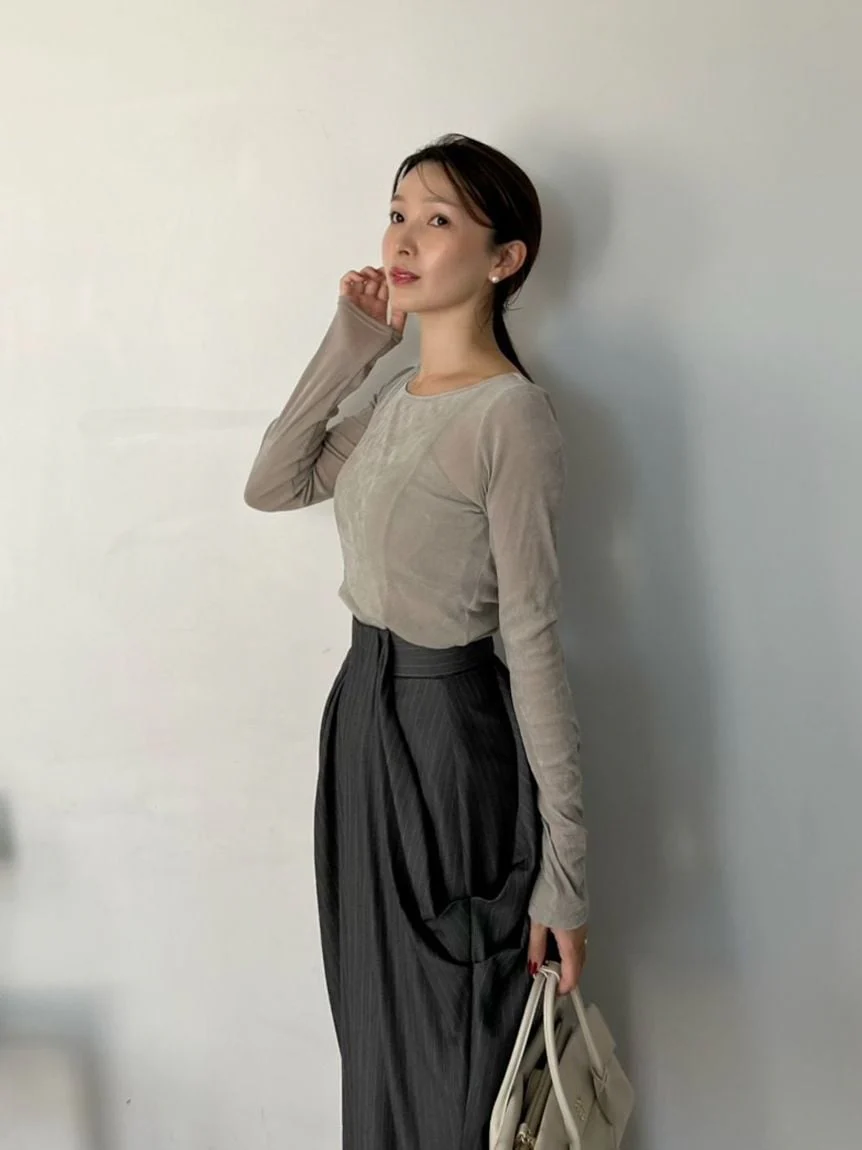 Velour Top with Built-In Bra - Image 18