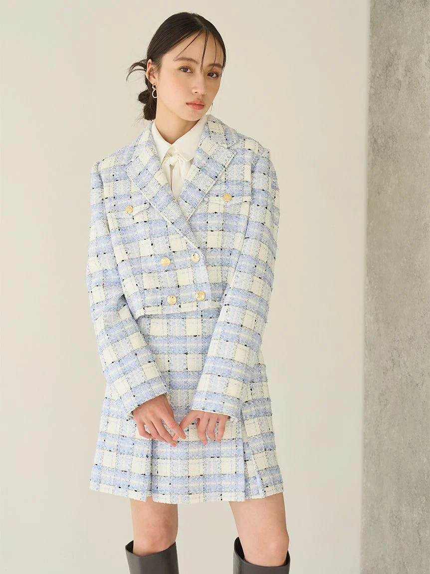 Classic Tweed Pleated Mini Skirt - Image 10
