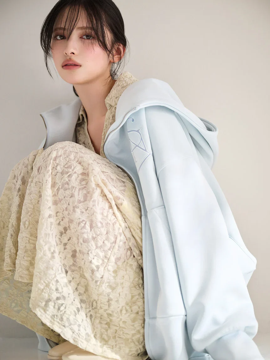 Cut Lace Dress - Image 7