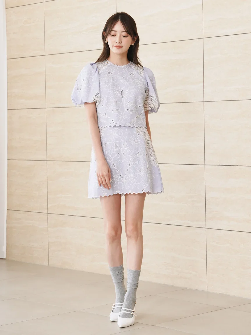 Embroidered Puff Sleeve Blouse - Image 9