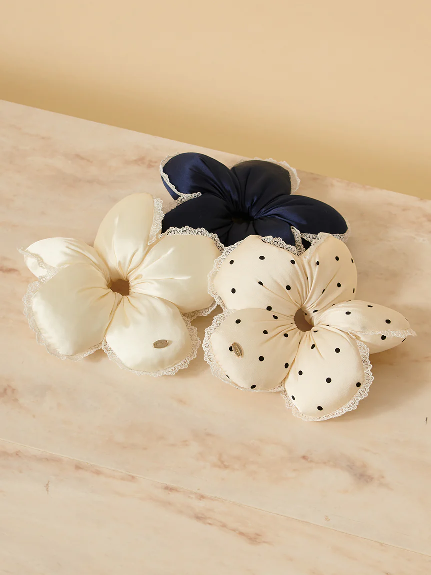 Flower Scrunchie - Image 7