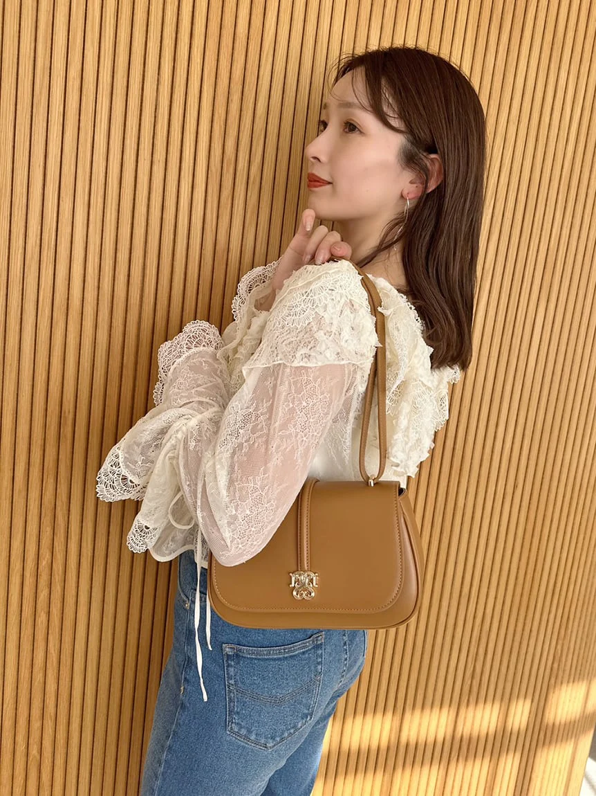 Minimalist Round Flap Bag - Image 9