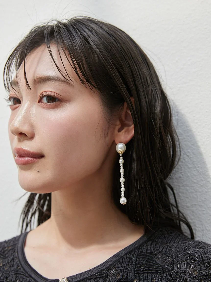 Pearl Variation Pierced Earrings - Image 24