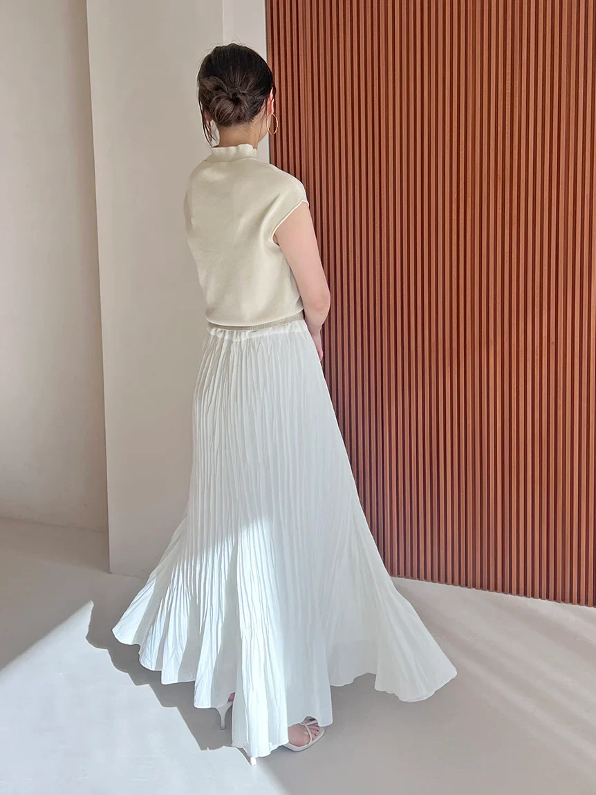 Pleated Circular Skirt - Image 12