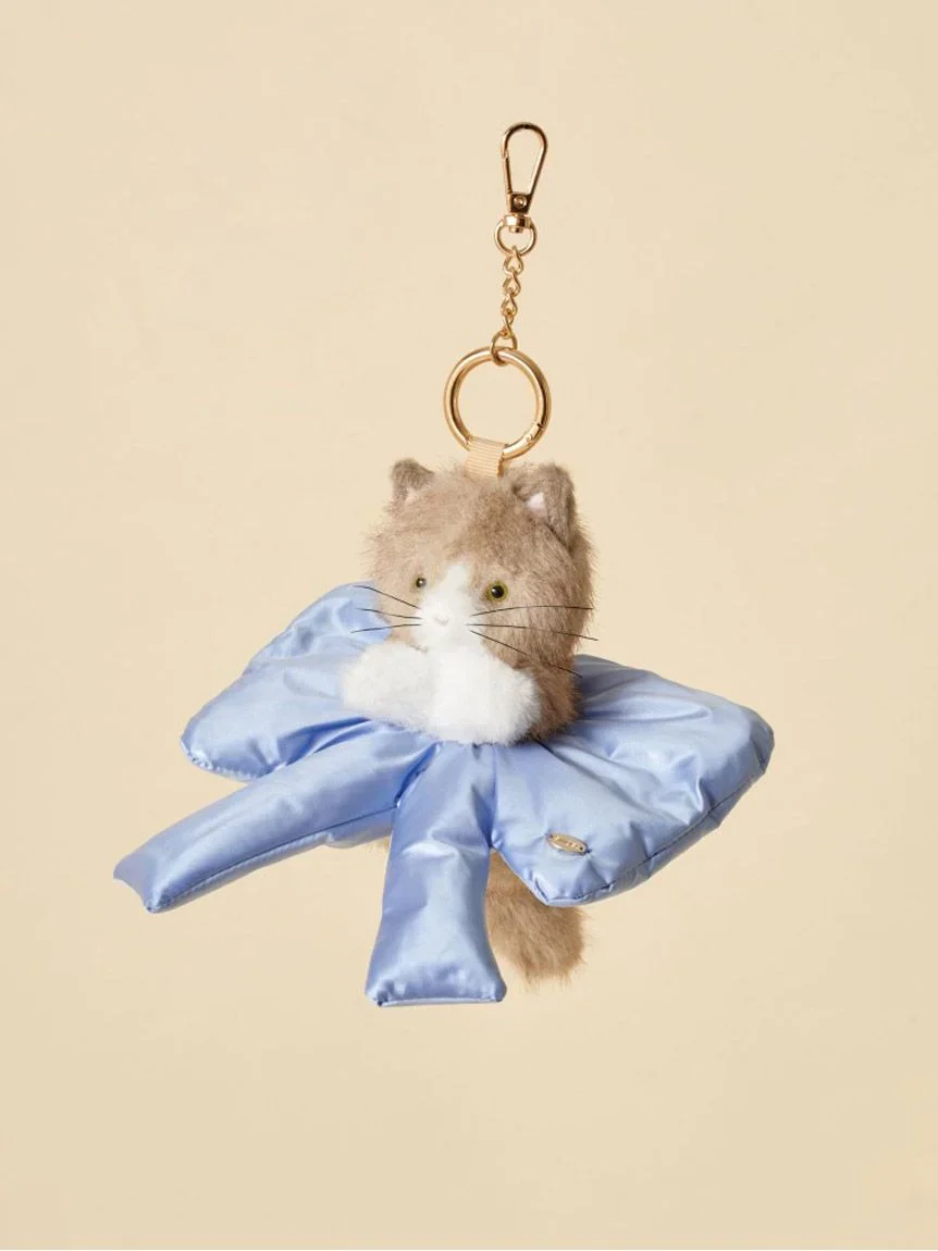 Ribbon Scrunchie with Cat Charm - Image 11