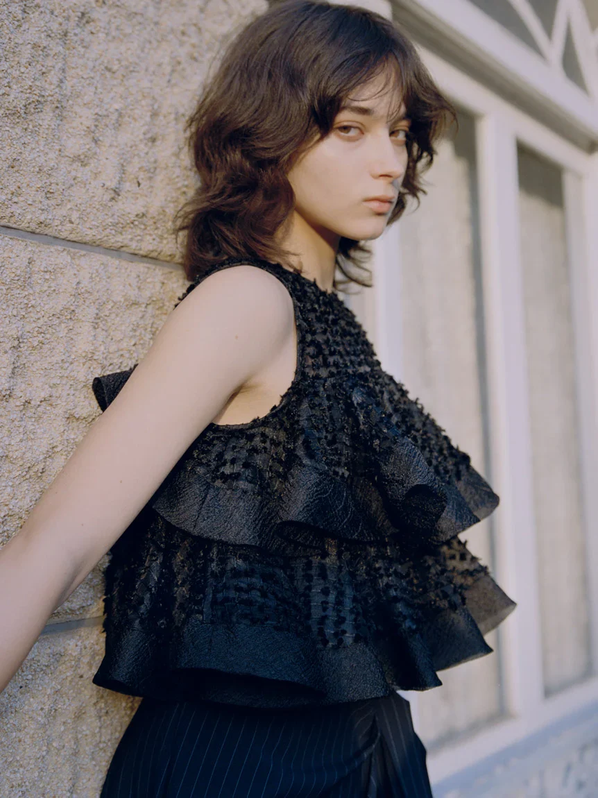 Ruffle Jacquard Volume Blouse - Image 5